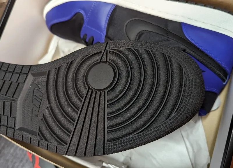 Air Jordan 1 Retro Mid Dark Concord Black 2014 sneakers in dark concord and black