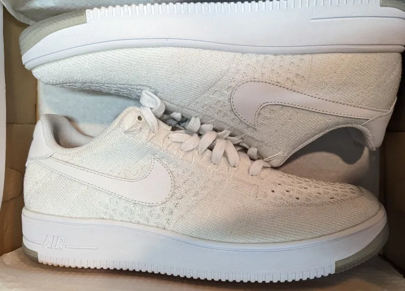 Air Force 1 Ultra Flyknit Low sneakers in white and white-ice